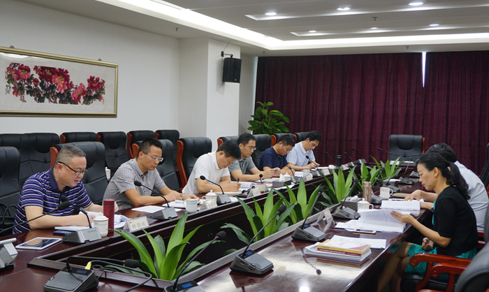 集团公司召开巡视整改暨全面彻底肃清李嘉、万庆良恶劣影响专题民主生活会