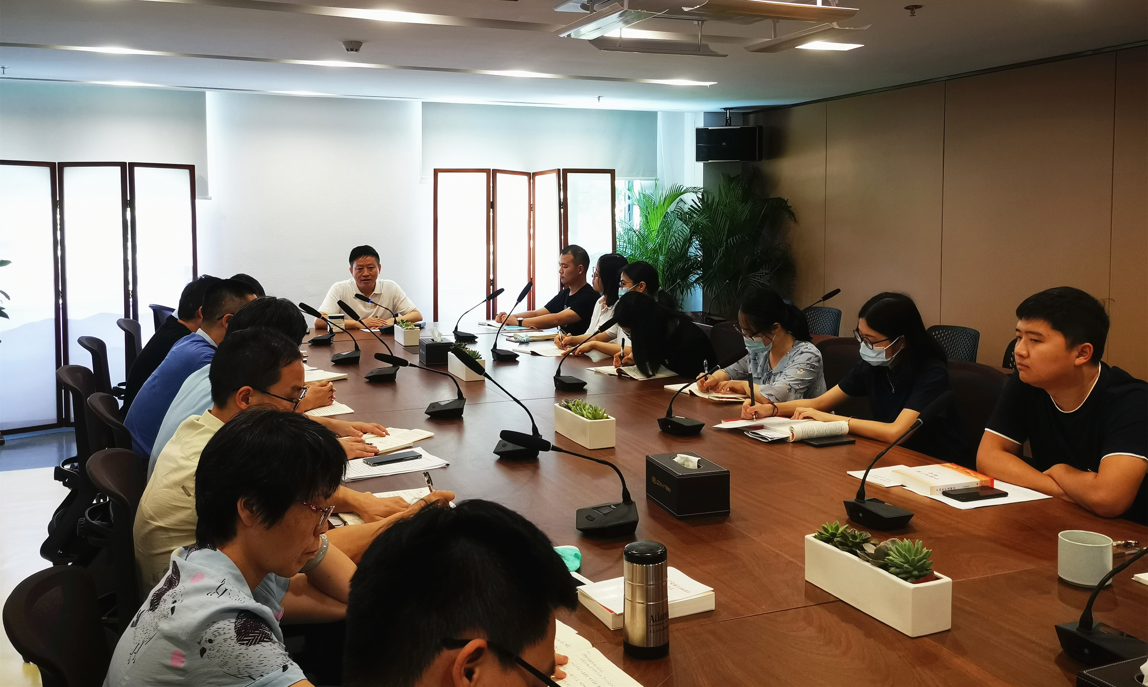 党委书记蒋鸣涛以普通党员身份参加党史学习教育专题组织生活会