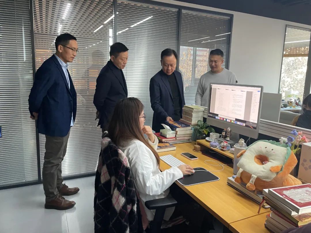 谭君铁率队到北京考察调研